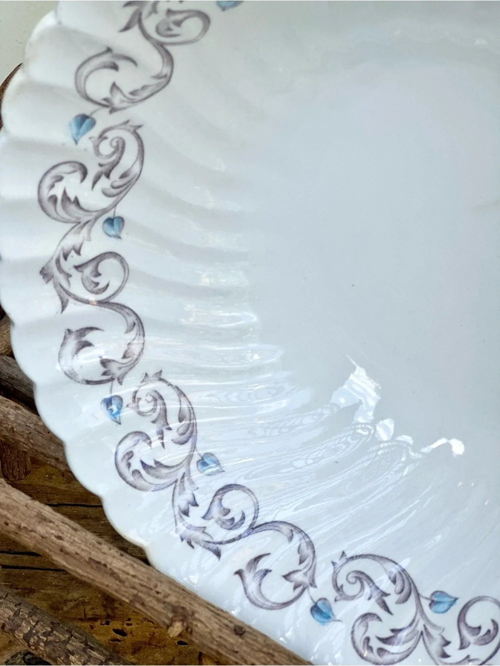 Johnson Bros Encore 8.25” Vegetable Serving Bowl Blue Scroll Ironstone England